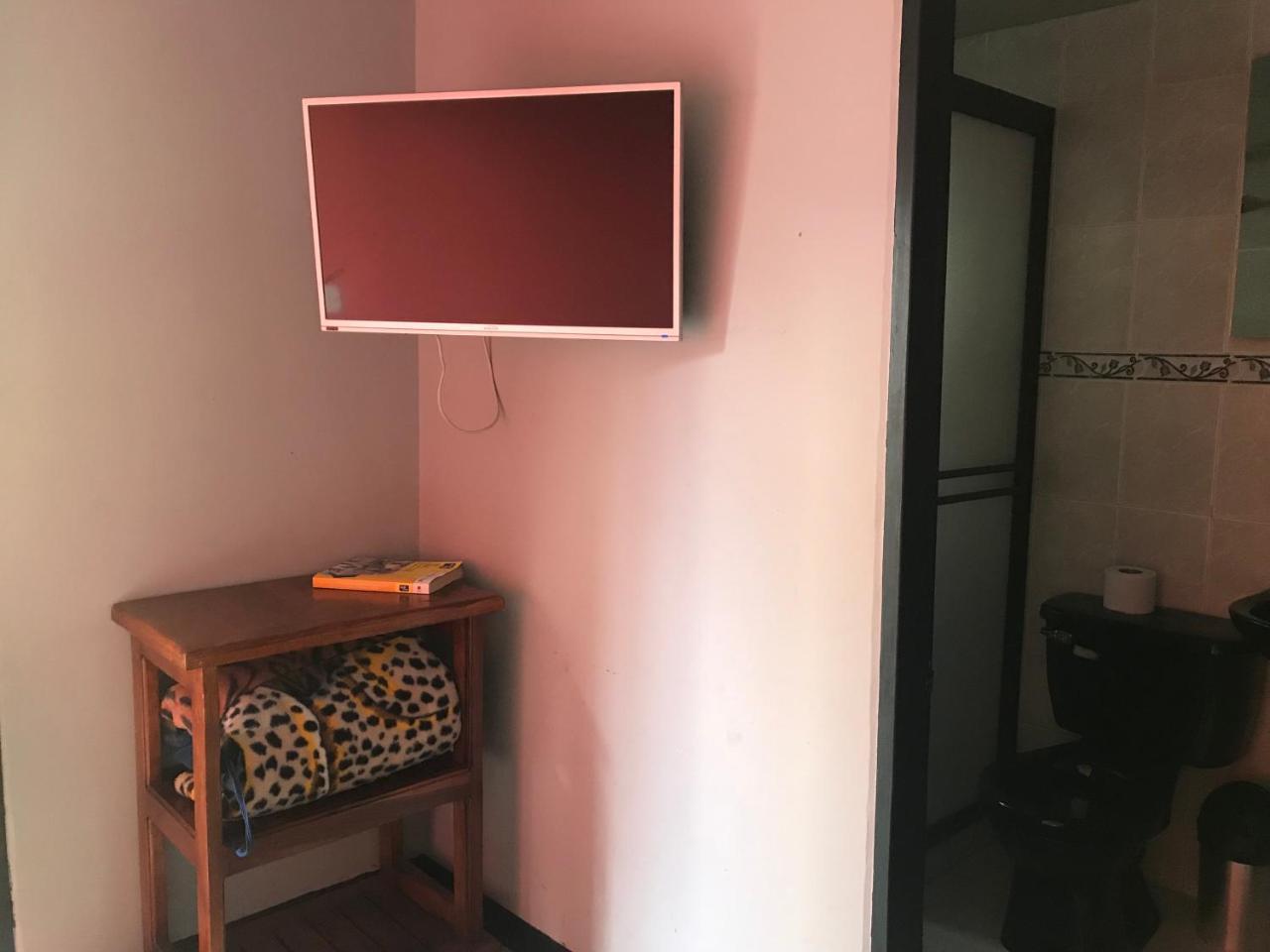 Hotel Calipso مارينيلا المظهر الخارجي الصورة
